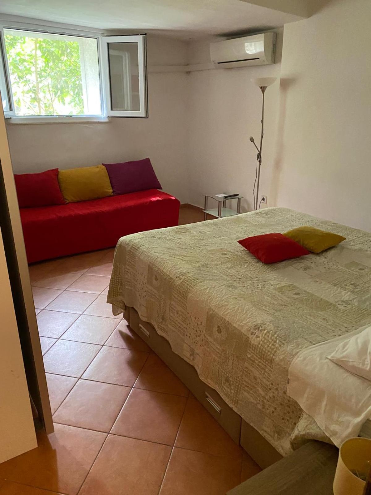 Roby Apartman